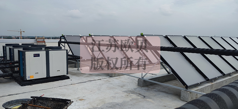 【图片】山东物流园60组平板太阳能+3台10匹空气能热水工程