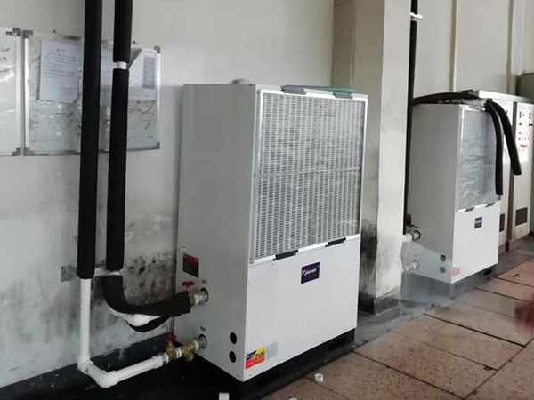 空气源热泵两联供系统设计